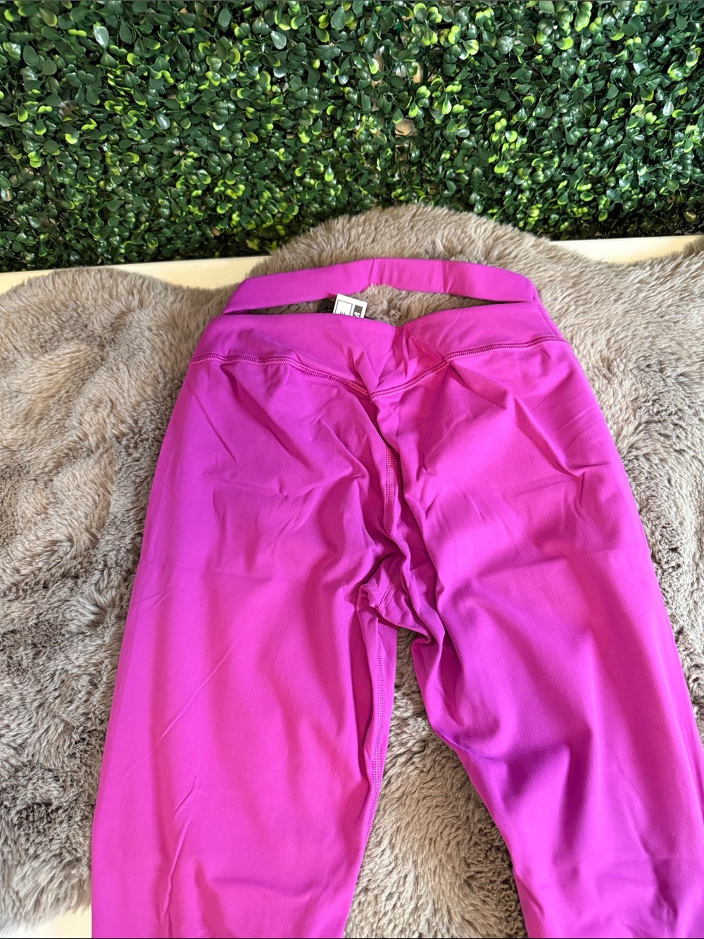 NWT Alphalete Leggings size medium - Picture 4 of 5